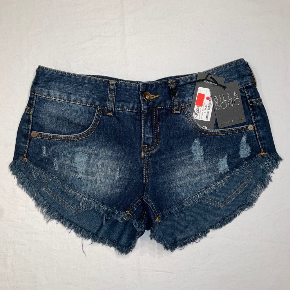 BILLABONG Shorts